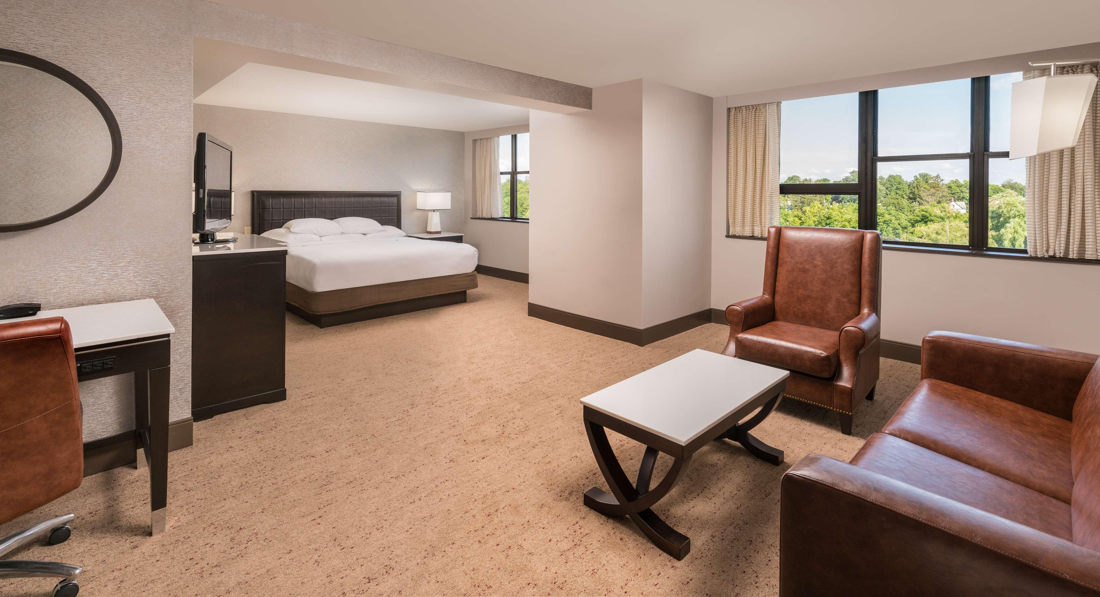 Готель The Saratoga Hilton Саратога-Спрінгс Екстер'єр фото