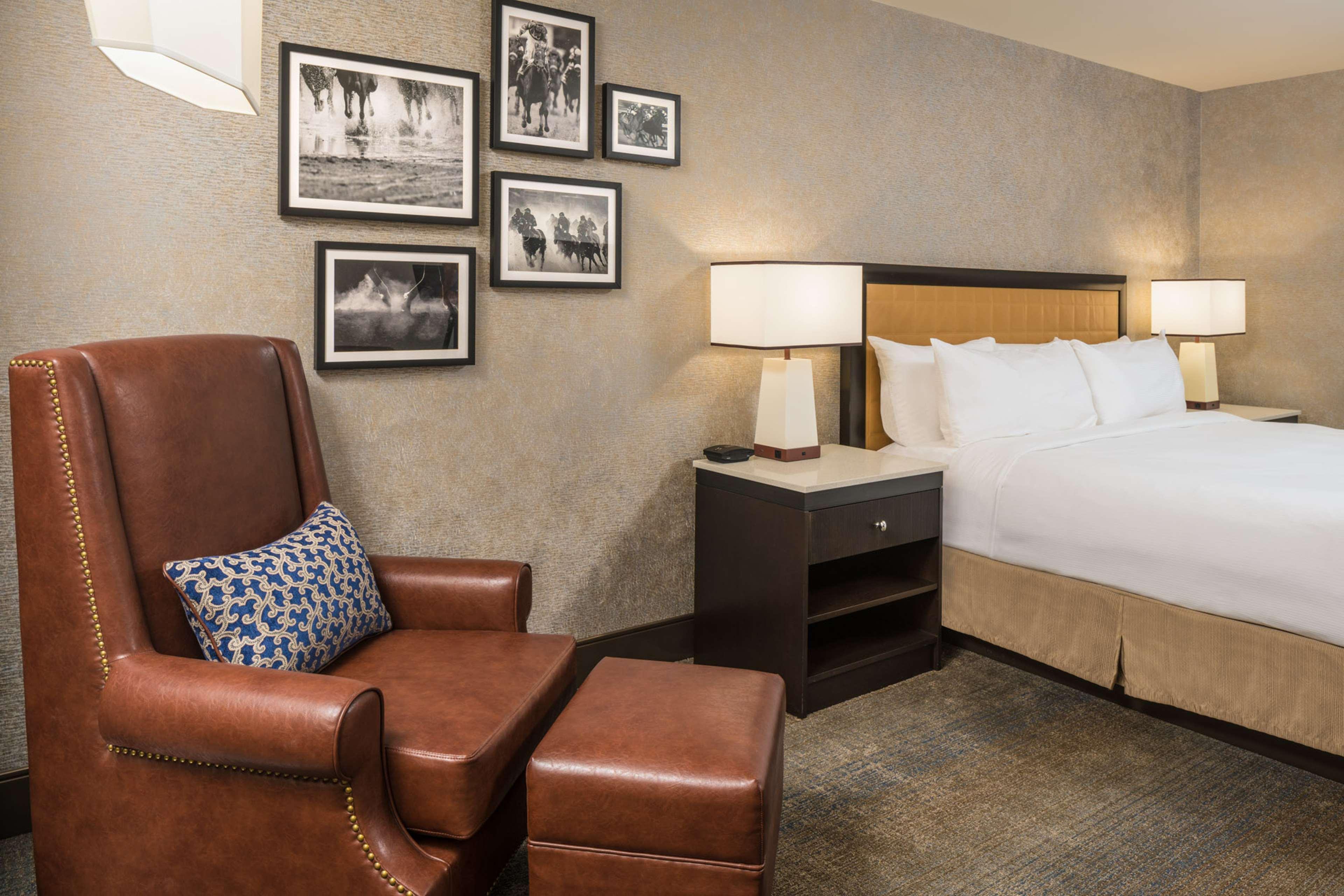 Готель The Saratoga Hilton Саратога-Спрінгс Екстер'єр фото