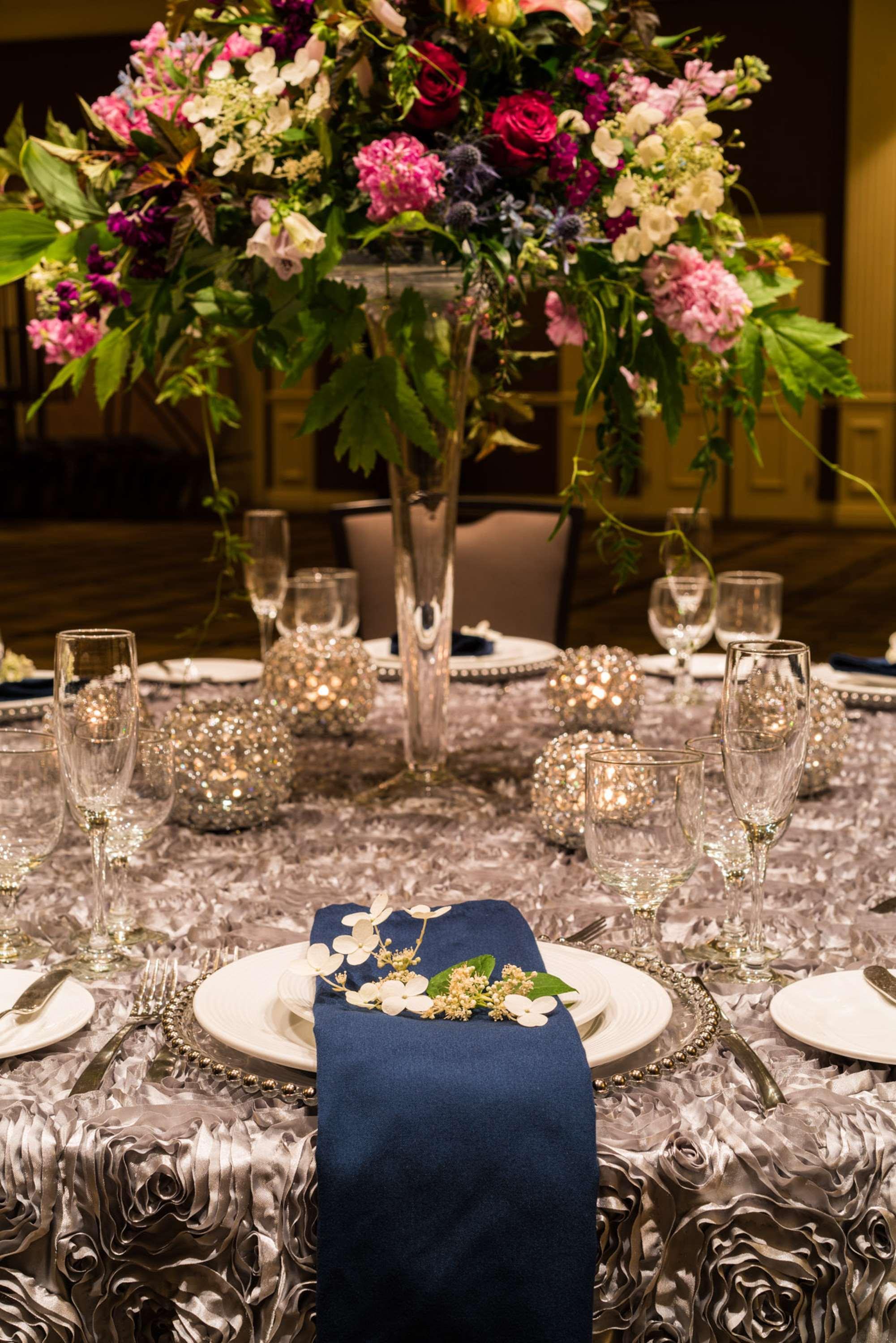 Готель The Saratoga Hilton Саратога-Спрінгс Екстер'єр фото